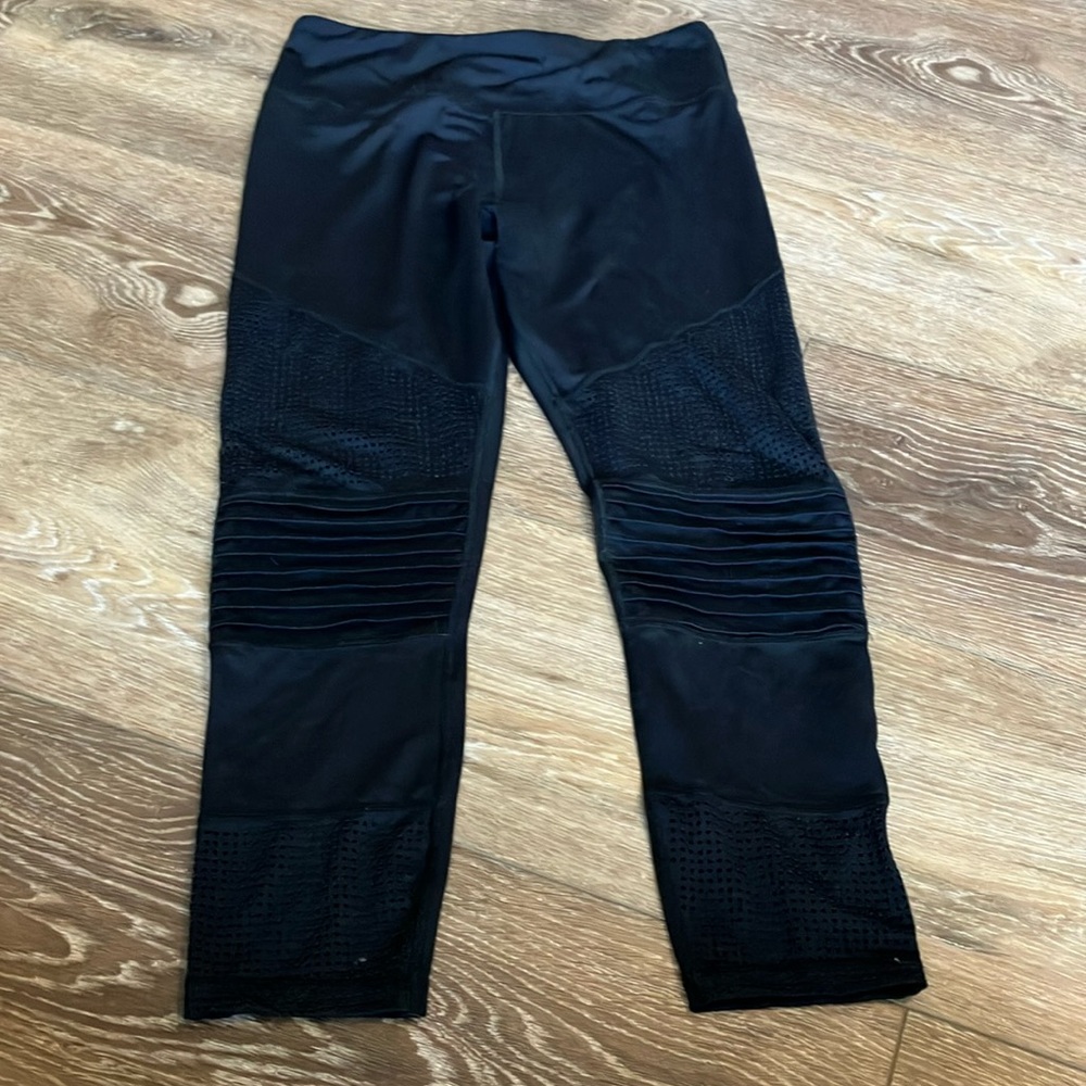 Zyia Black Leggings Size 12